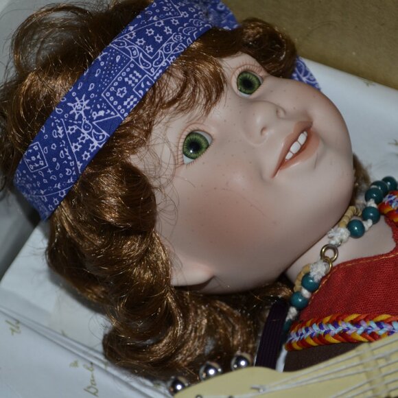 Danbury Mint porcelain Nancy Leslie Hippie Fine Collector Doll - Picture 2 of 10